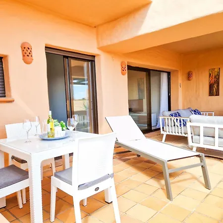 In Coto Real Duquesa - Sea View & Pools *
