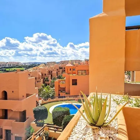 In Coto Real Duquesa - Sea View & Pools Daire