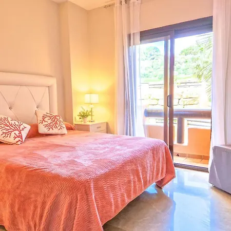 In Coto Real Duquesa - Sea View & Pools *